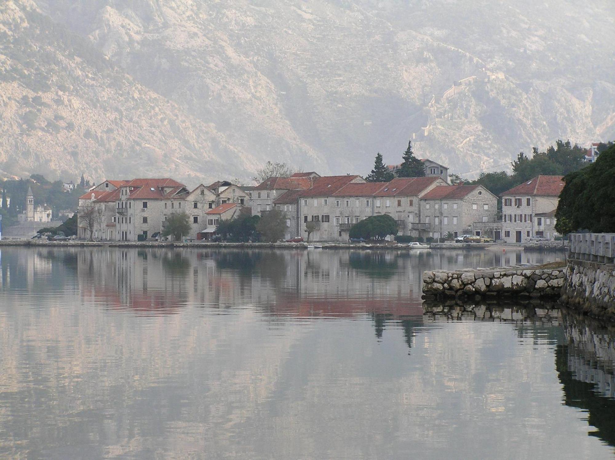 Djurovic Apartments Montenegro Котор Екстериор снимка