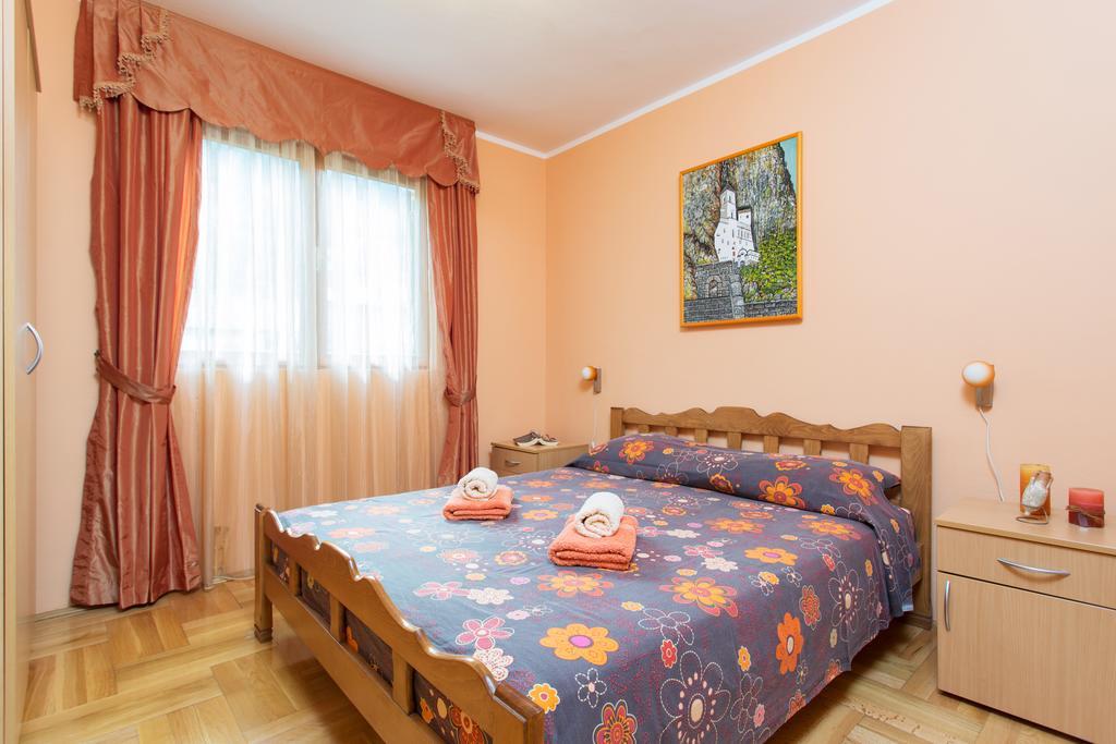 Djurovic Apartments Montenegro Котор Екстериор снимка
